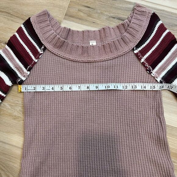 ALTAR’D STATE Off The Shoulder Sweater Size XS - Picture 7 of 8